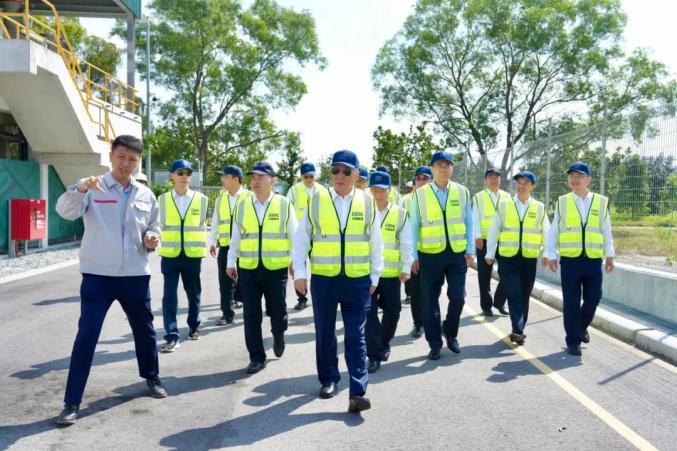 宋海良調研新加坡裕廊島儲能項目、JTC117兆瓦光伏項目
